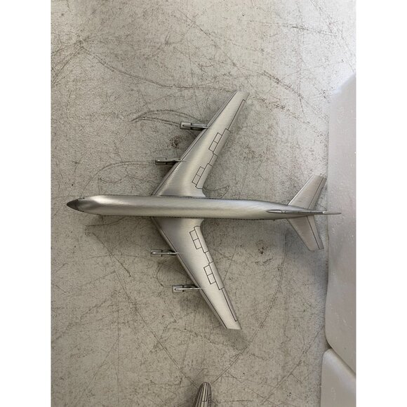 Lot of 2 Danbury Mint Boeing 707 Pewter Great Aircraft of History - Scale 1:247 - Picture 7 of 16